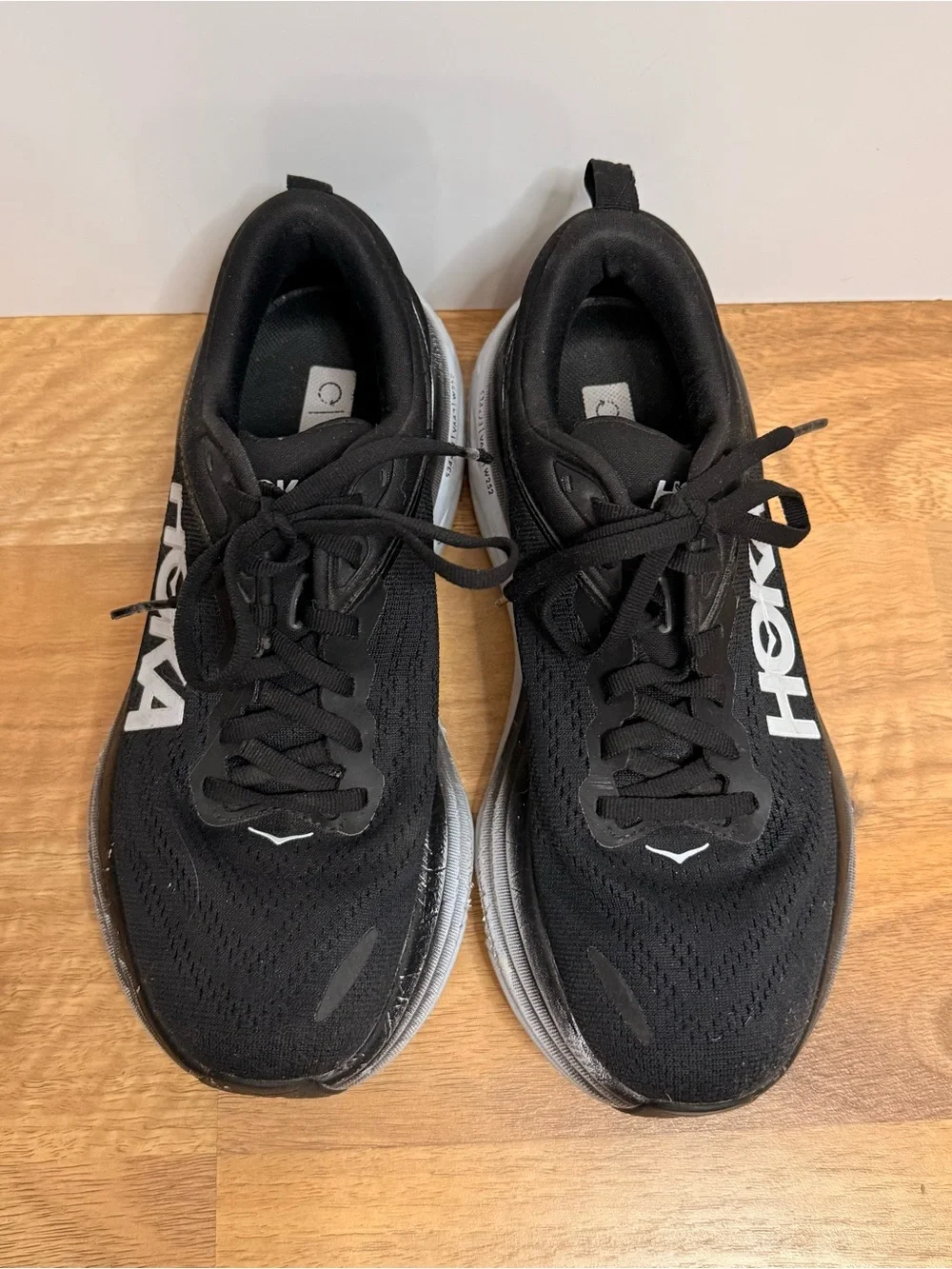 Hoka Bondi 8 Women’s Sneakers